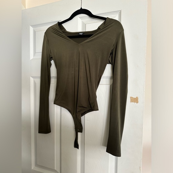 Long Sleeve Body Suit - Picture 5 of 5